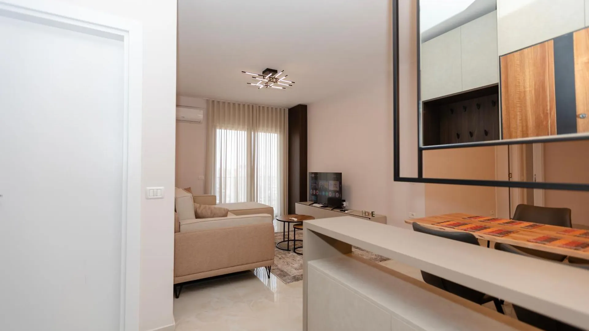 Imperial Visar Apartments Melody Avlonya