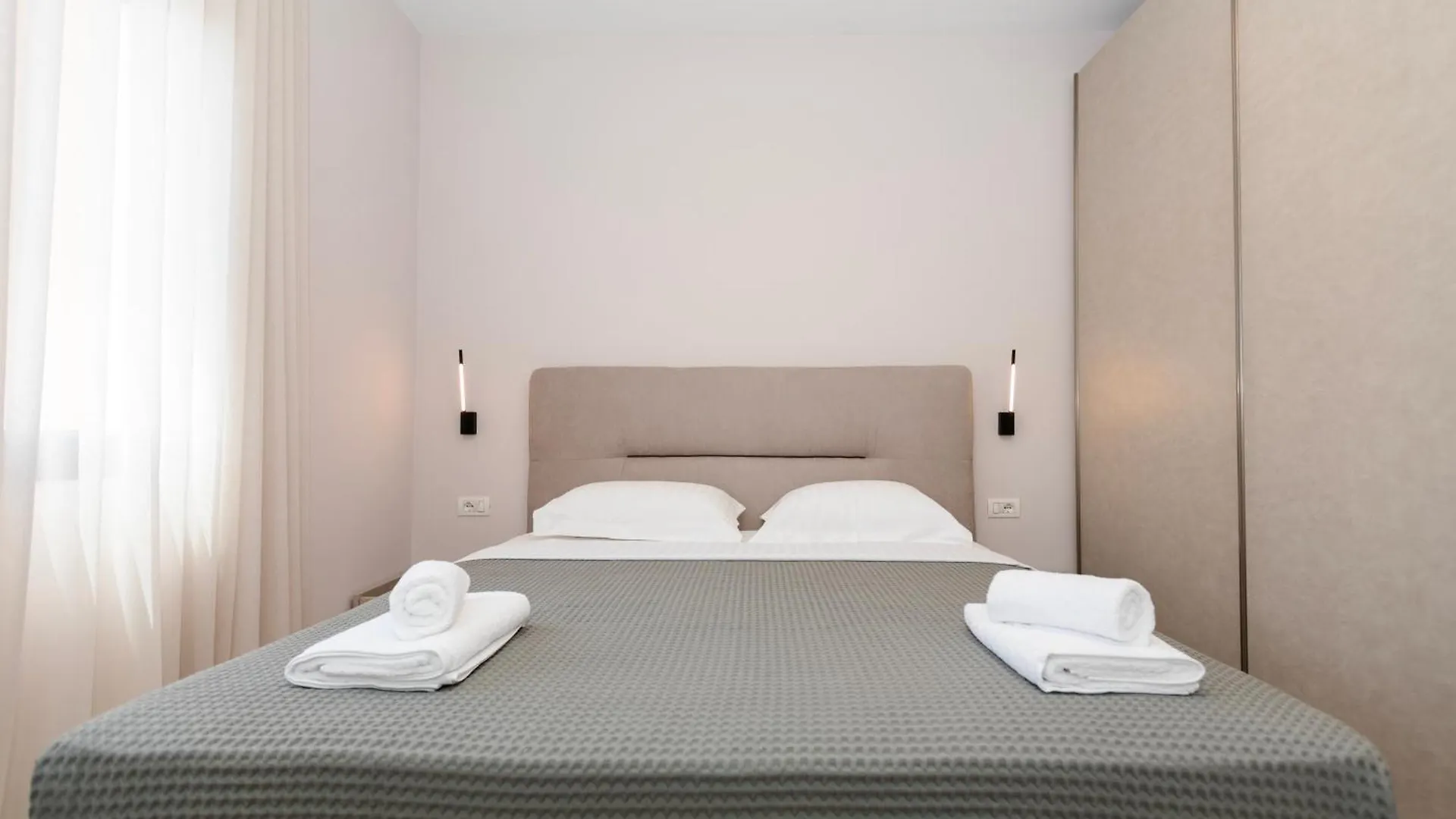 Imperial Visar Apartments Melody Avlonya